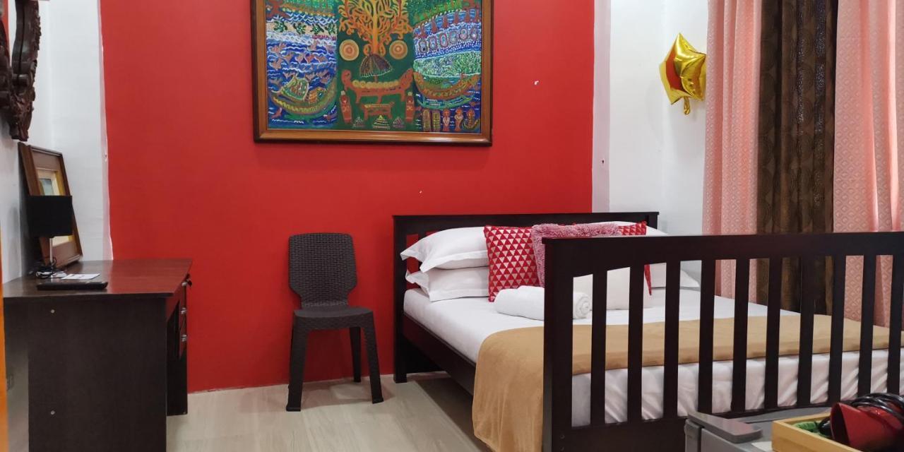 Country Bug Inn Тагайтай Экстерьер фото